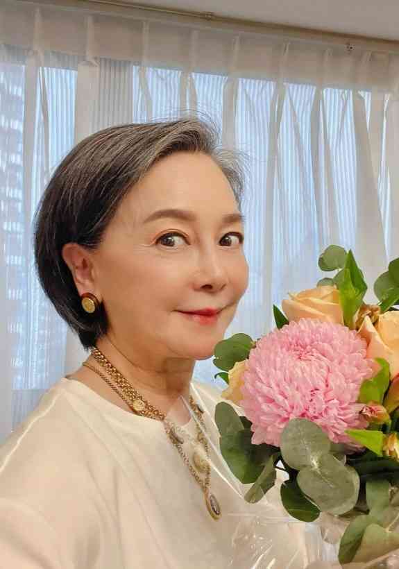 心絞痛｜67歲查小欣心絞痛入ICU　躺病床手插喉照片曝光【附醫生拆解8種心絞痛位置】