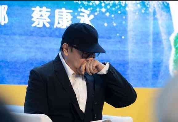 明星健康｜63歲蔡康永被網民東京巧遇合照　「衰老暴瘦」粉絲憂心：變太憔悴了