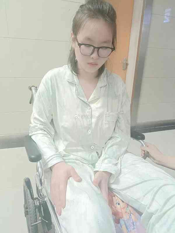 癌症殺手|確診到病逝僅11個月 14歲少女不敵癌魔 父未及見最後一面:終生遺憾 癌症殺手|確診到病逝僅11個月 14歲少女不敵癌魔 父未及見最後一面:終生遺憾