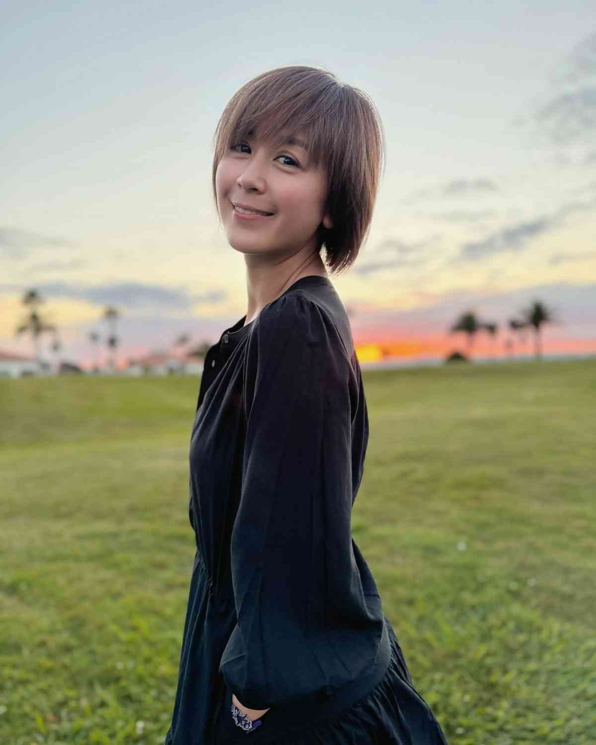 女星護膚｜43歲唐寧自爆超懶不護膚　每朝只用1物洗面　公開零毛孔嫩肌秘密