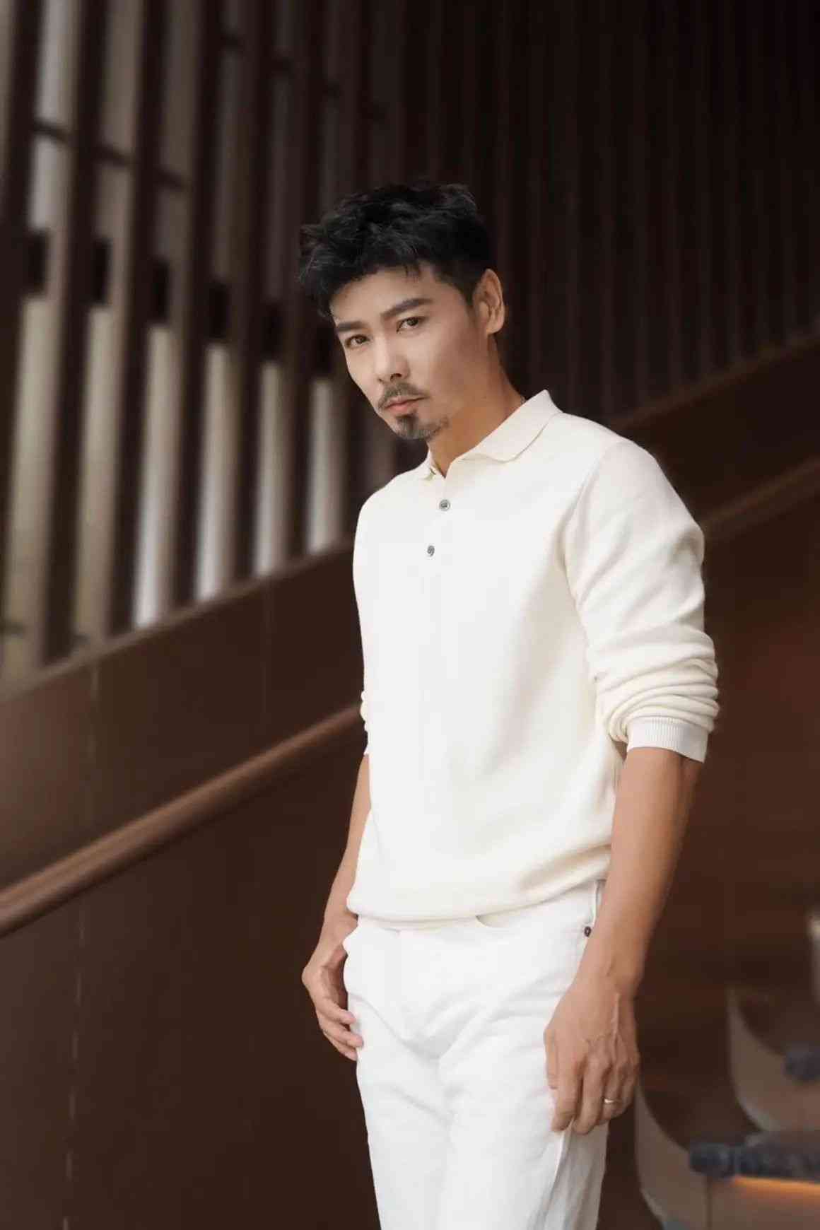 張晉心臟病發丨蔡少芬51歲老公張晉心臟病發　險死一刻堅持不合眼： 怕見不到老婆仔女