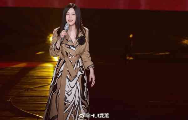 名人健康｜自爆患癌多次徘徊生死邊緣 樂壇天后緊急停工入院僅能用肢體語言與人溝通