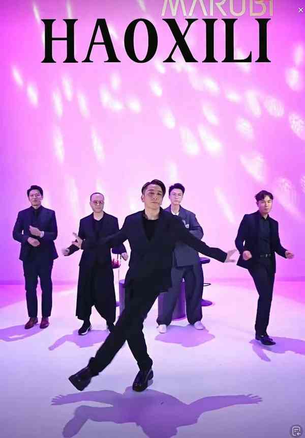 名人保養｜TVB億萬視帝派傳單無人認得出 途人避走場面勁尷尬 曾傳被前度嫌窮兼派綠帽