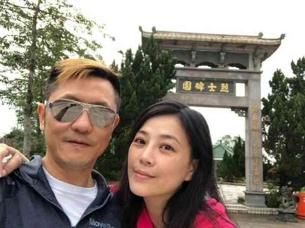 名人保養｜TVB億萬視帝派傳單無人認得出 途人避走場面勁尷尬 曾傳被前度嫌窮兼派綠帽