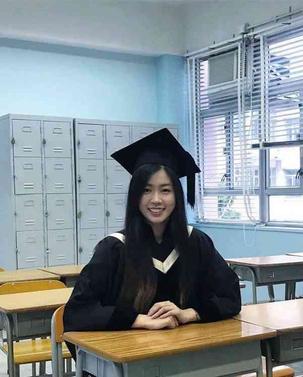  《女神配對計劃》｜32歲李芷晴獲讚才貌兼備 中學學生相曝光極震驚 曾拍拖6次自稱戀愛腦