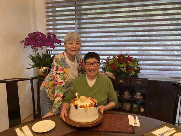 名人健康丨先後患乳癌及3期大腸癌　蘇施黃曝化療恐怖後遺症　2部位現駭人變化