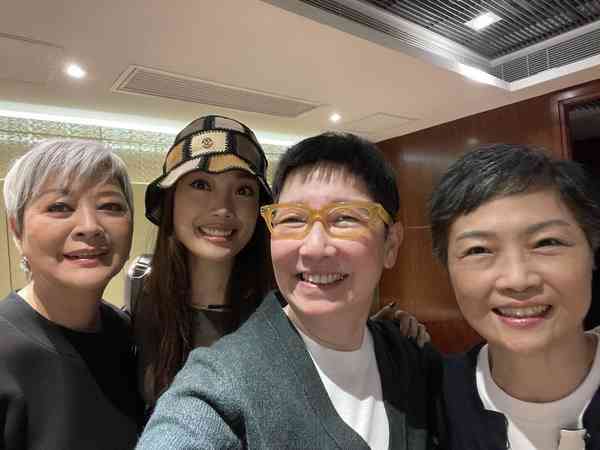名人健康丨先後患乳癌及3期大腸癌　蘇施黃曝化療恐怖後遺症　2部位現駭人變化