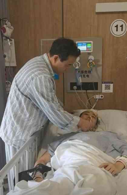 肺癌｜29歲男偶像患末期肺癌　癌細胞擴散腦膜　罕露面近況曝光