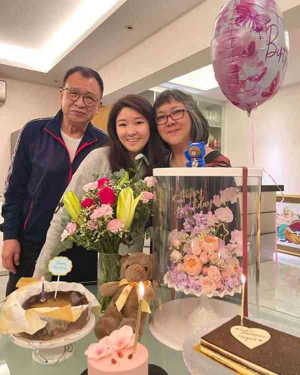 許紹雄離世丨資深藝人許紹雄離世終年76歲 第一期TVB藝訓班出身 家世顯赫圈中人緣甚廣 許紹雄離世丨資深藝人許紹雄離世終年76歲 第一期TVB藝訓班出身 家世顯赫圈中人緣甚廣