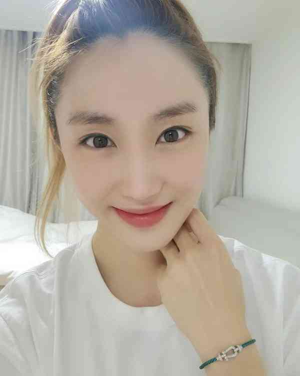 久坐危害|38歲女星患「臀肌失憶症」 久坐致臀肌退化走路搖晃至今未康復:股肌忘記怎用力 久坐危害|38歲女星患「臀肌失憶症」 久坐致臀肌退化走路搖晃至今未康復:股肌忘記怎用力