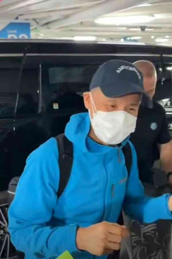 明星近況|張學友現身新加坡 近照曝光被指斷崖式衰老 網民震驚:認唔出邊個 明星近況|張學友現身新加坡 近照曝光被指斷崖式衰老 網民震驚:認唔出邊個