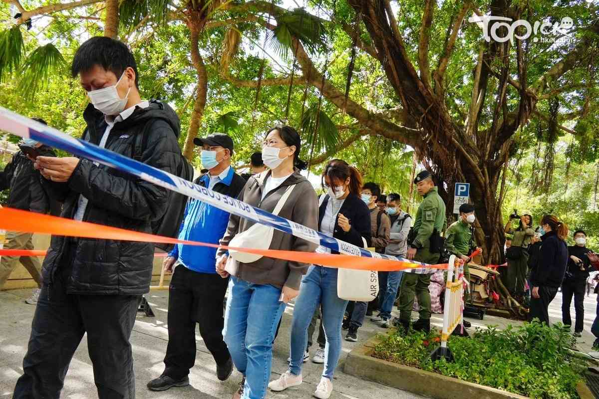 大埔宏福苑五級火|5間殯儀機構伸出援手 九龍殯儀館、東華三院、榕光社等提供免費殯葬服務 大埔宏福苑五級火|5間殯儀機構伸出援手 九龍殯儀館、東華三院、榕光社等提供免費殯葬服務