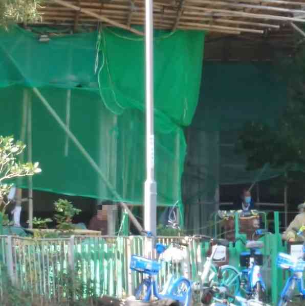 大埔宏福苑五級火｜脫險後折返火場疏散工友 71歲管工遭雜物擊中遇難兒子曝光父親最後身影