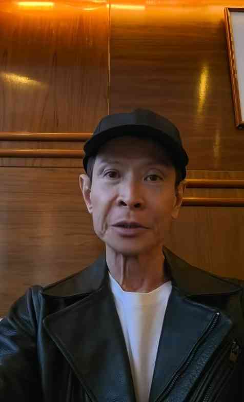 名人健康丨65歲吳廷燁近況曝光 暴瘦患1病淪「紙片人」孝順仔為照顧高齡母曾棄北上搵真銀 名人健康丨65歲吳廷燁近況曝光 暴瘦患1病淪「紙片人」孝順仔為照顧高齡母曾棄北上搵真銀