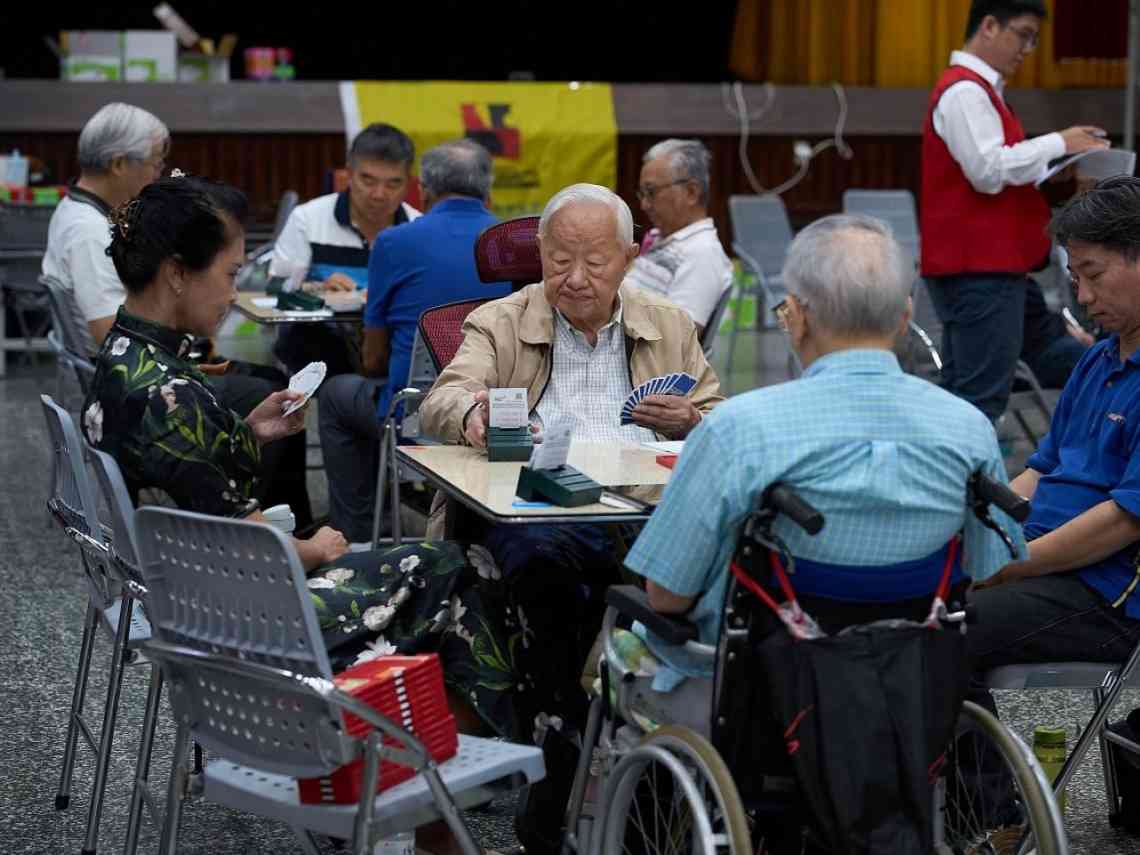 養生注意|名人養生首選「萬壽果」木瓜護眼養顏助消化 4類人不宜食用 營養師:恐有反效果【附10種超級食物名單】 養生注意|名人養生首選「萬壽果」木瓜護眼養顏助消化 4類人不宜食用 營養師:恐有反效果【附10種超級食物名單】