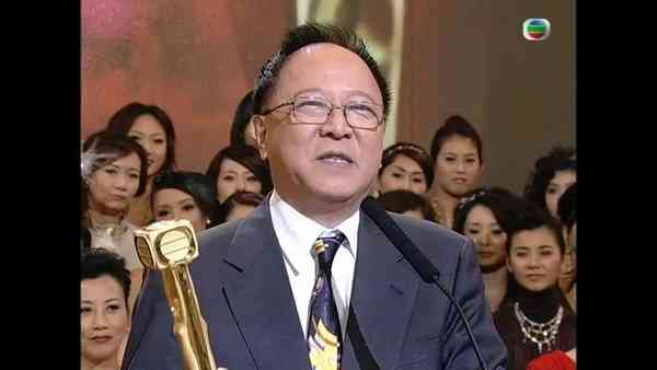鍾景輝逝世｜King Sir鍾景輝逝世一生未婚無兒無女　中學靚仔舊照曝光　陽光爆肌迷倒萬千少女