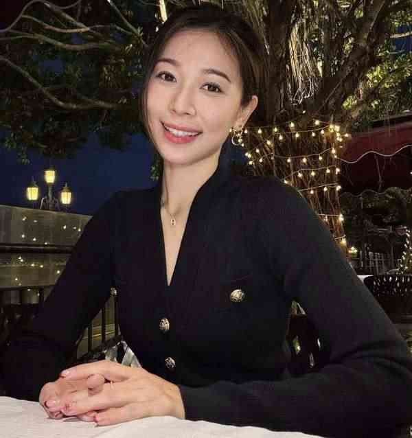 楊秀惠｜楊秀惠自爆曾壓力爆煲暴食失控 靠極端方法減肥致情緒崩潰：無助到極點 自覺放棄人生