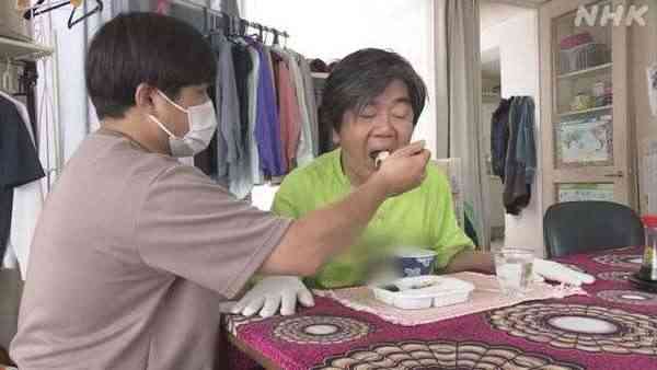 食用安全｜日本每年逾千人食雞肉刺身中毒　50歲男吃一口生雞肉染惡菌全身癱瘓　嘆無法痊癒：盼大眾三思