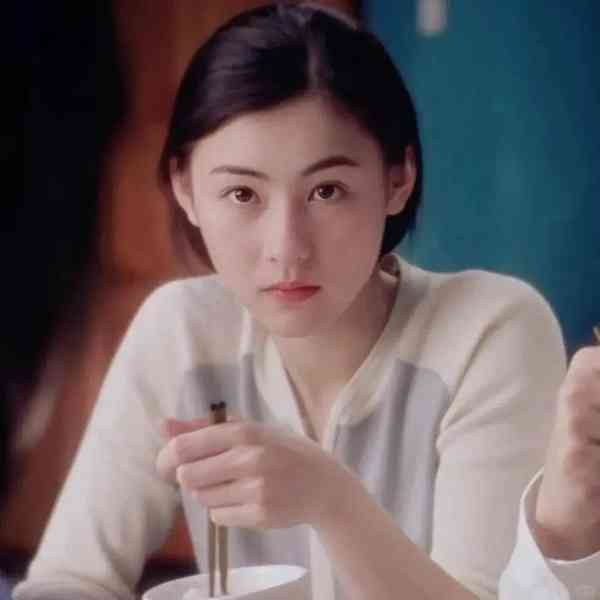 張柏芝｜46歲張柏芝病容曝光面露疲態　自爆「非常貧血」日服3次補血劑