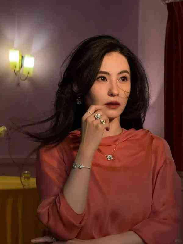張柏芝｜46歲張柏芝病容曝光面露疲態　自爆「非常貧血」日服3次補血劑