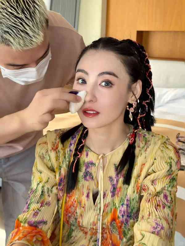 張柏芝｜46歲張柏芝病容曝光面露疲態　自爆「非常貧血」日服3次補血劑