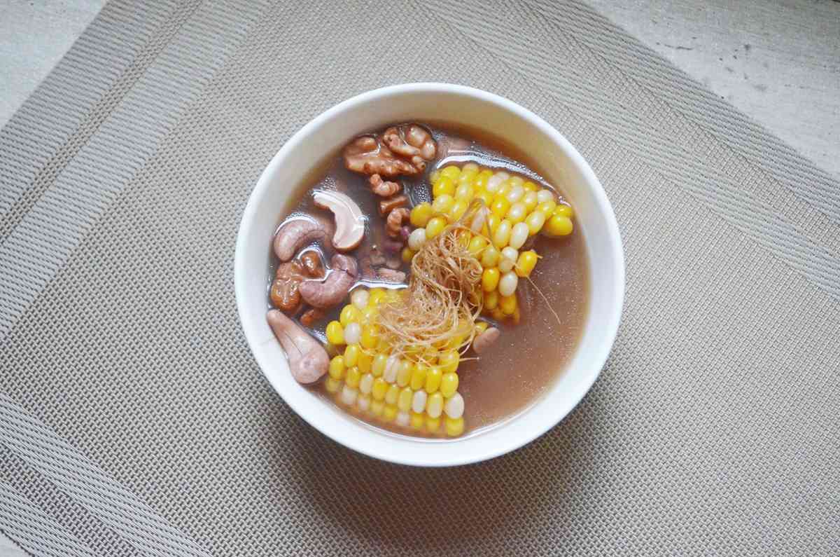 袪濕湯水 │ 赤小豆炒白扁豆有利化濕健脾