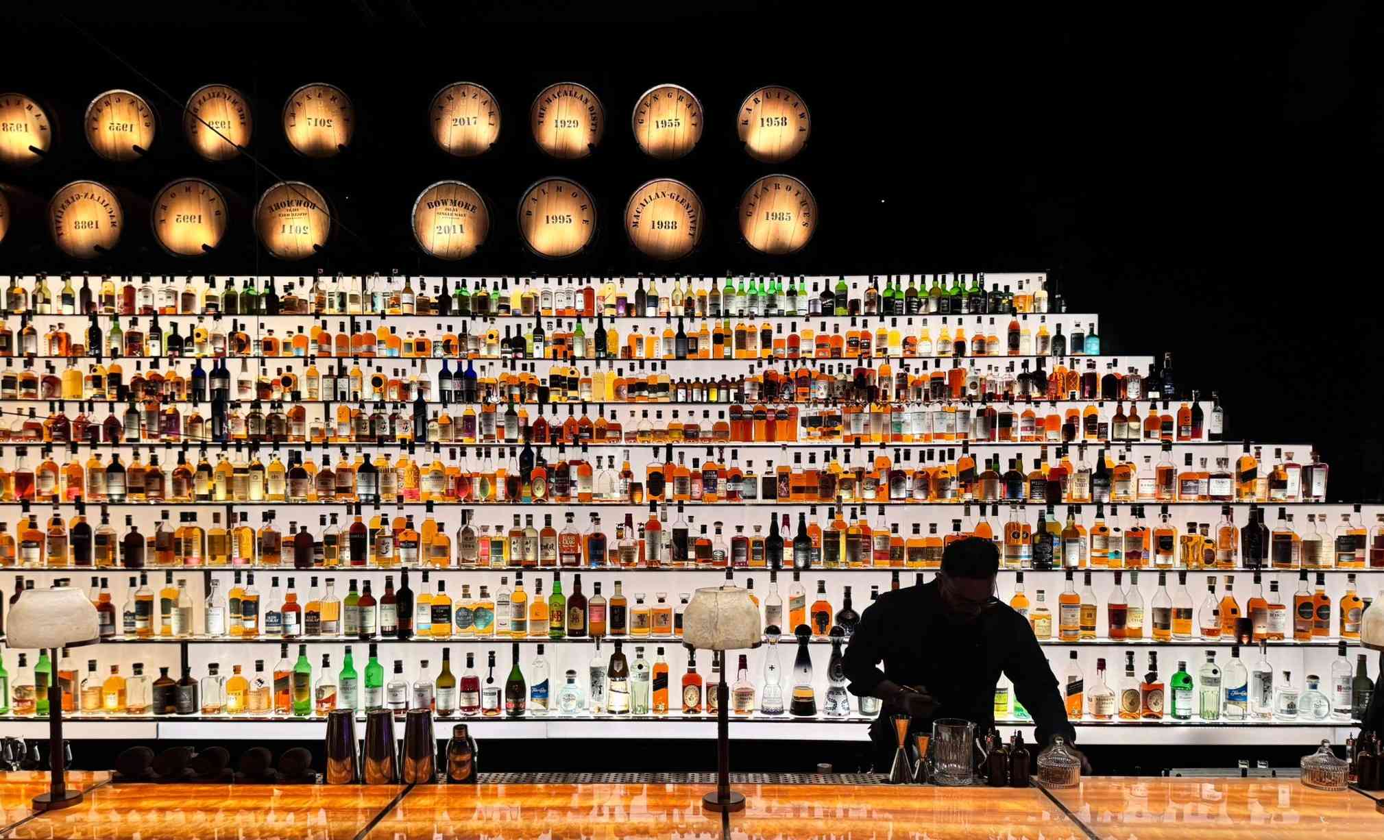 奢華與酒香交織:澳門銀河嘉佩樂 Pony & Plume 酒吧 奢華與酒香交織:澳門銀河嘉佩樂 Pony & Plume 酒吧