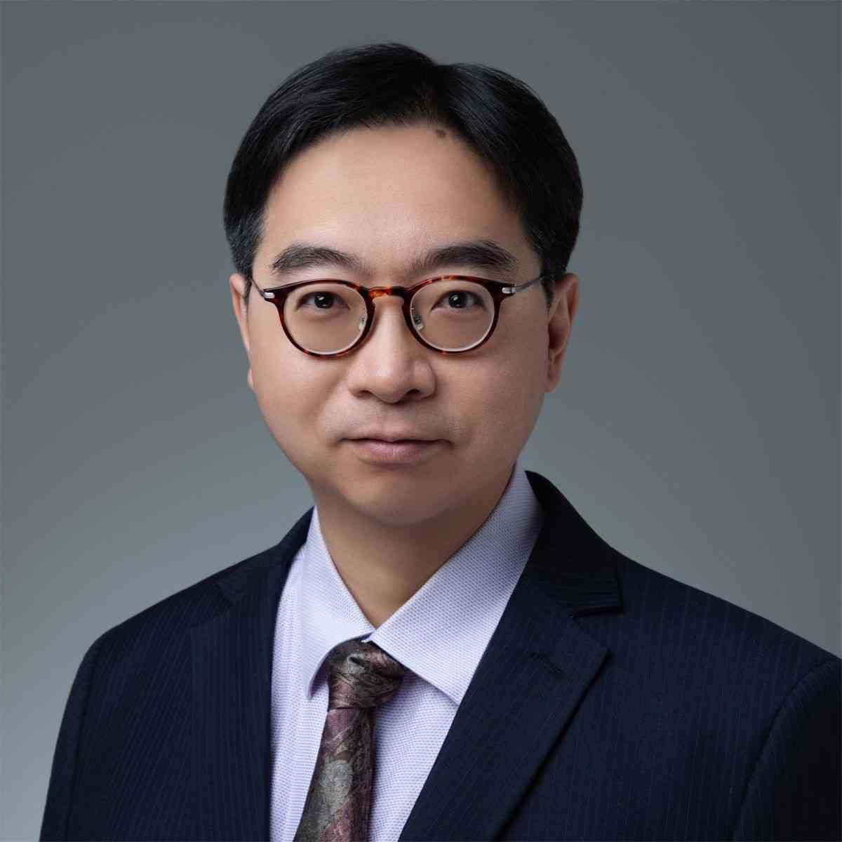 肺磨玻璃影＝肺癌前病變？未必！ 醫生拆解高、低風險訊號  何時該手術？穩定追蹤幾年才安心？