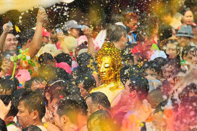 2026年公眾假期︱打工仔請假攻略＋旅遊熱點貼士︰農曆新年請2放9，復活節及清明請3放10