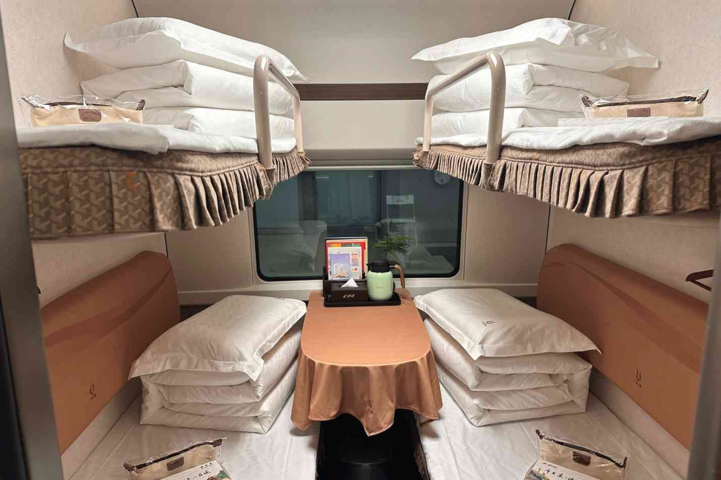 高鐵北上︱新增南京、無錫、合肥等16個直達站＋汕頭、廣州南列車加密班次＋上海虹橋臥鋪列車每日開出＋時間表及車費