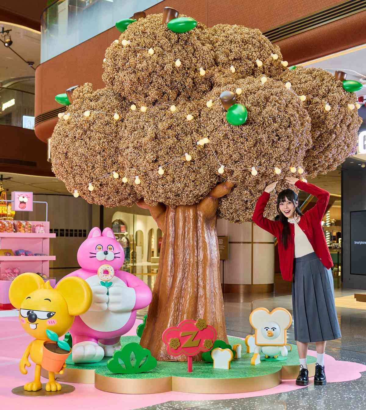 農曆新年好去處2026︱啟德體育園首個海濱年宵市集 ＋花車展覽 ，AIRSIDE粉紅招財貓打卡