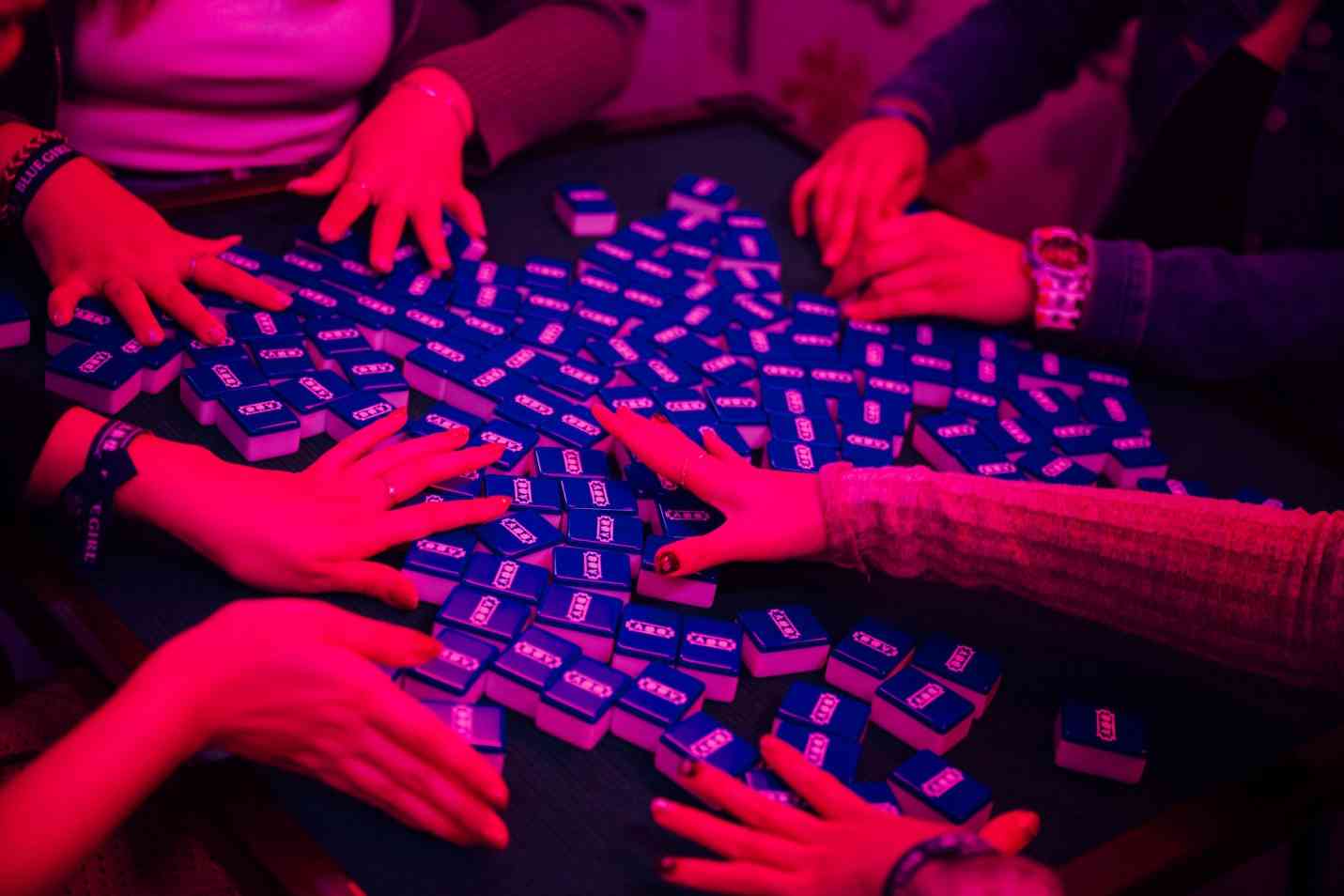 農曆新年好去處2026︱屬馬、姓名含「馬」字AIA嘉年華免費入場 ！新春麻將派對＋限定毛公仔