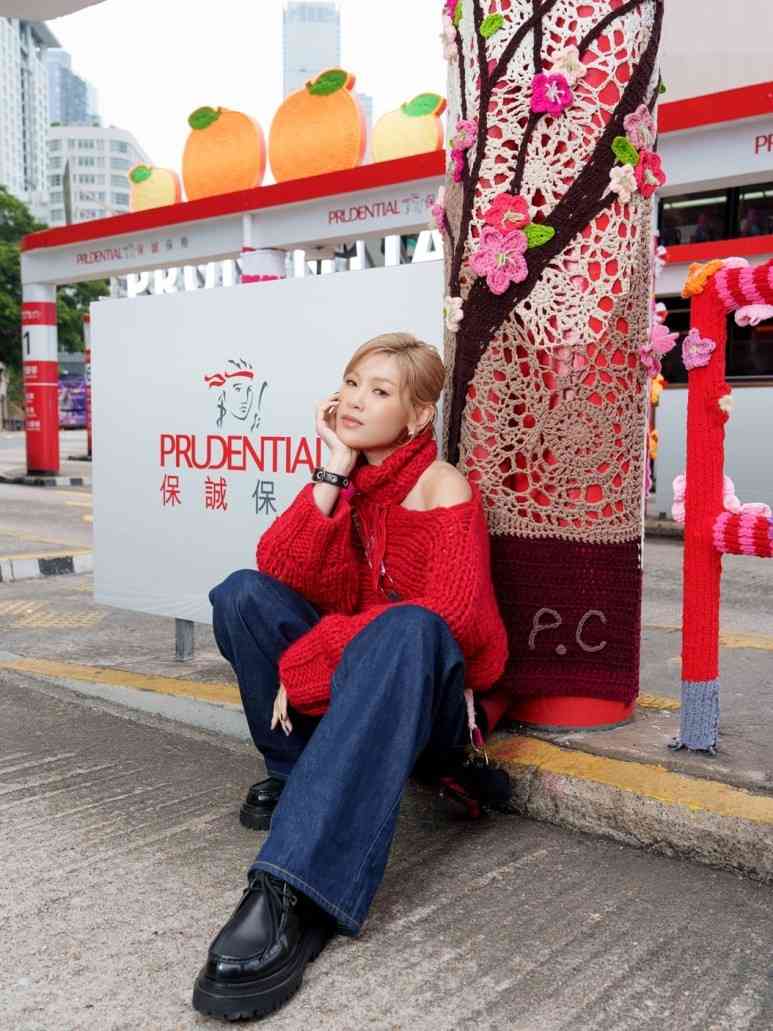 農曆新年好去處2026︱年初一免費搭天星小輪＋尖沙咀賀年鈎織巴士站打卡＋派吊飾及手燈