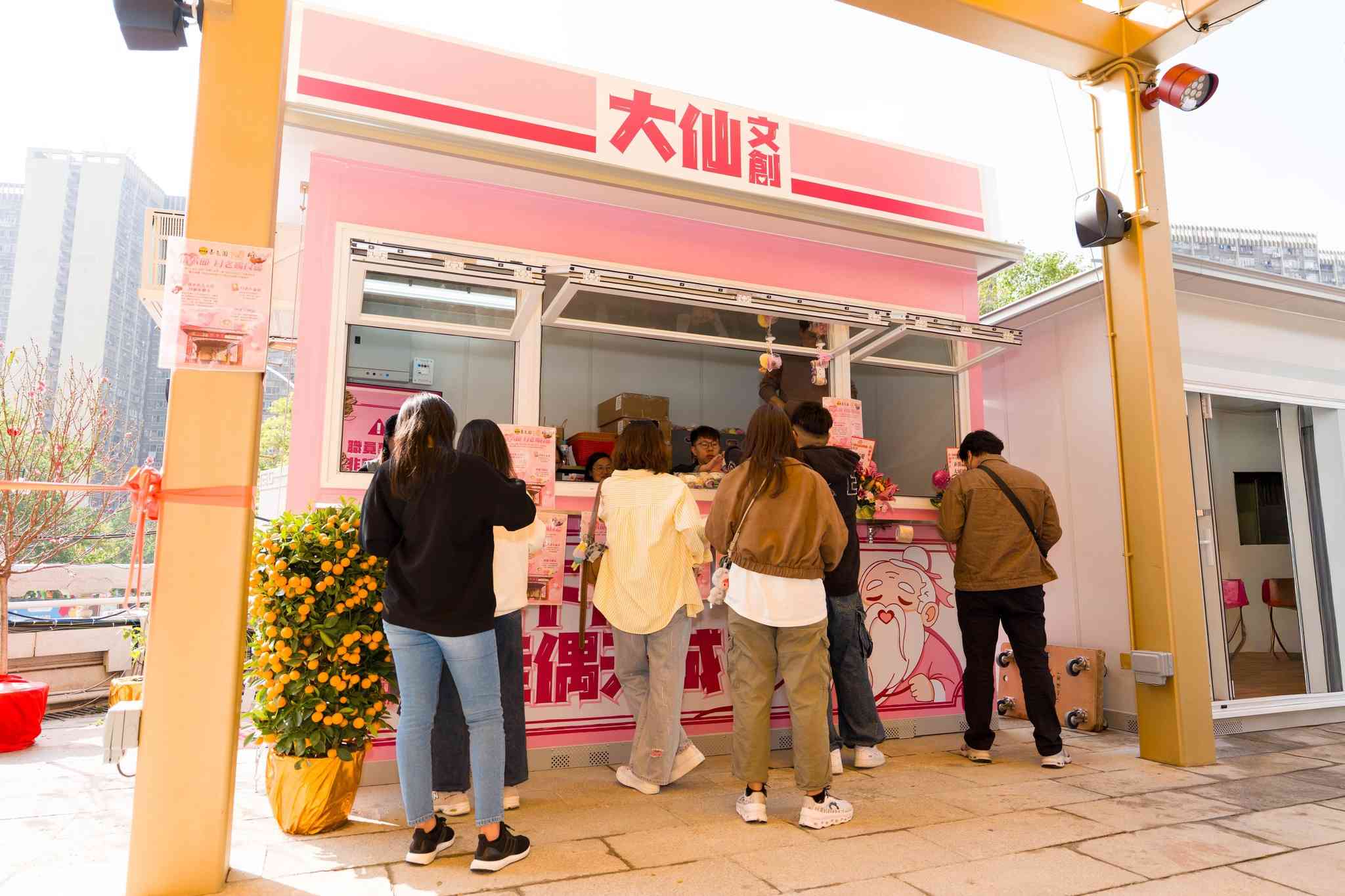 元宵好去處2026︱黃大仙祠新月老殿參拜＋手繩求良緣＋派湯圓手燈＋可愛文創精品＋開放時間