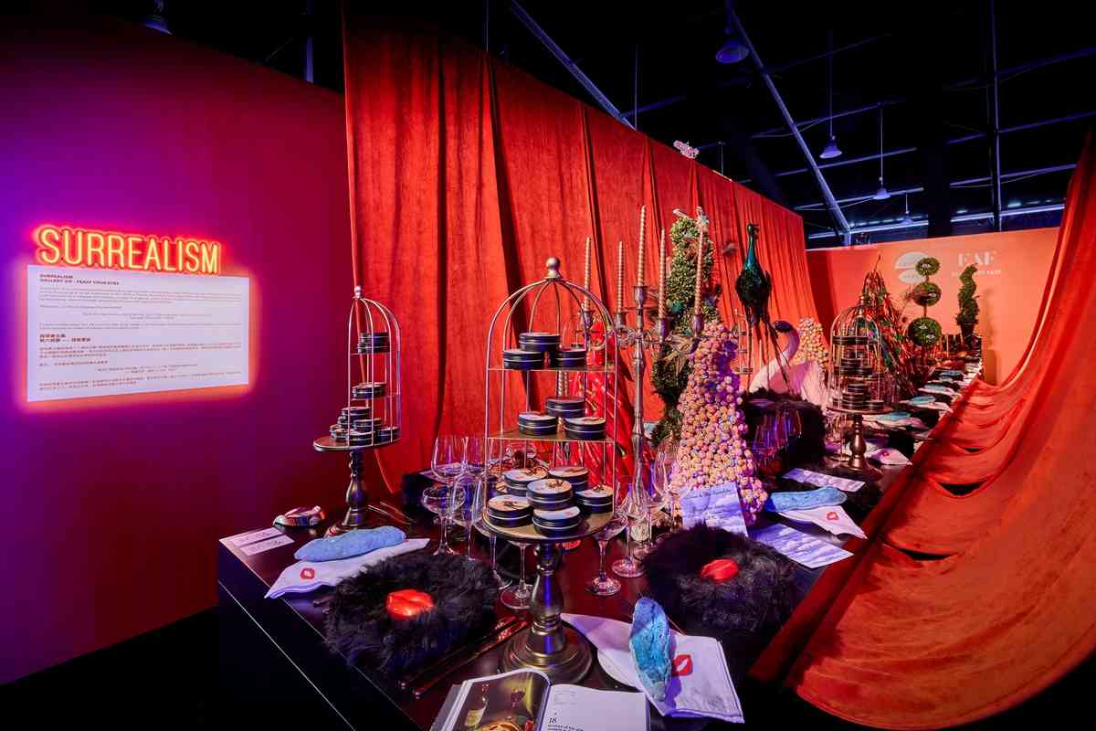 Central Yards 中環藝嚐展︱十大浸沉式體驗展區+脆皮香蕉+普普氣球狗啫喱+向日葵打卡位 Central Yards 中環藝嚐展︱十大浸沉式體驗展區+脆皮香蕉+普普氣球狗啫喱+向日葵打卡位