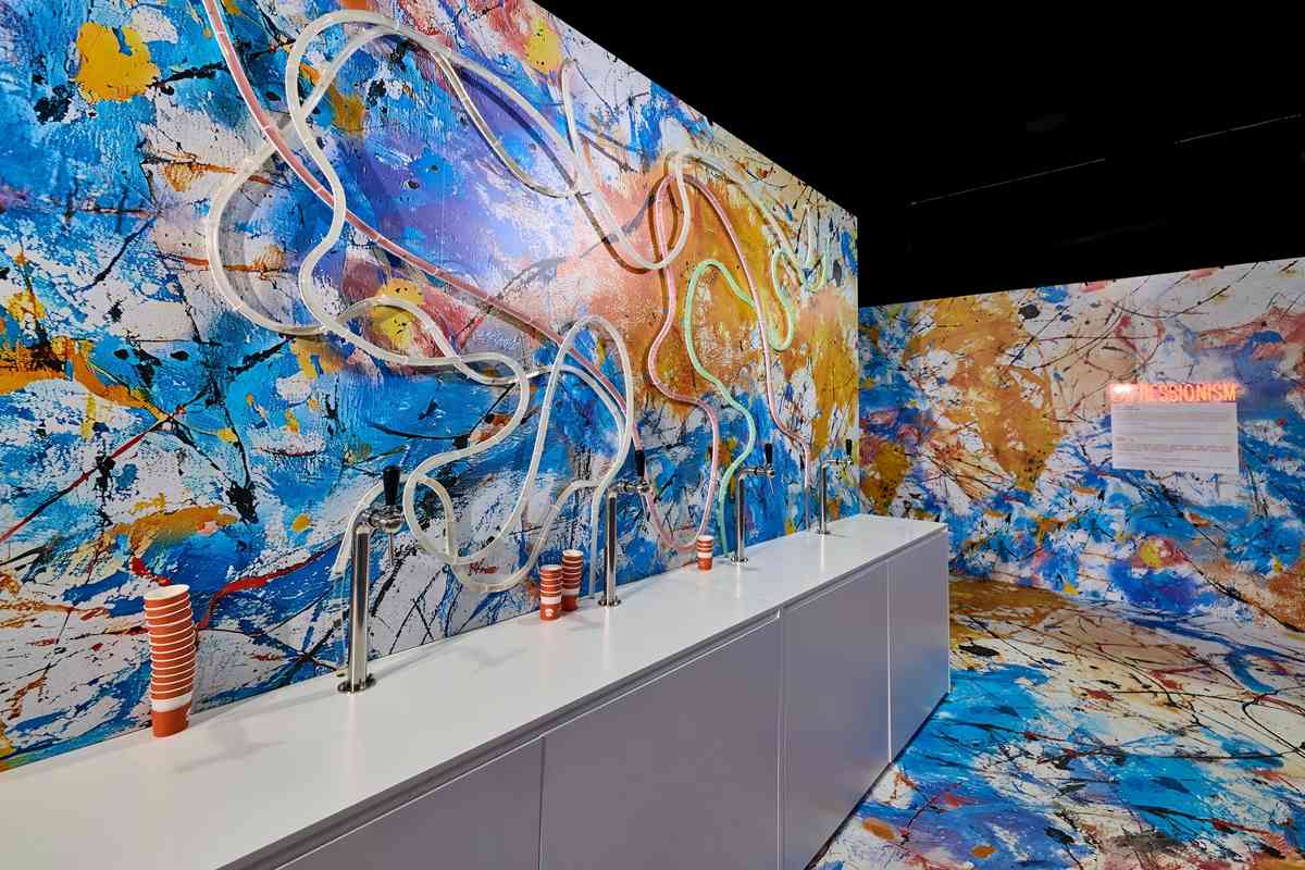 Central Yards 中環藝嚐展︱十大浸沉式體驗展區+脆皮香蕉+普普氣球狗啫喱+向日葵打卡位 Central Yards 中環藝嚐展︱十大浸沉式體驗展區+脆皮香蕉+普普氣球狗啫喱+向日葵打卡位