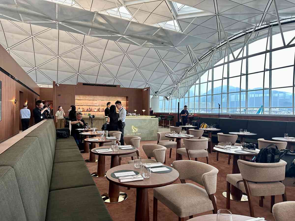 國泰「寰宇堂」頭等貴賓室重開：著名中菜館「卅二公館」設計特色餐單、提供肩頸／頭部／足部按摩及眼部護理服務