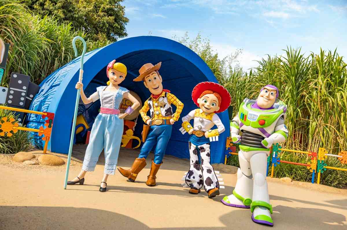 香港迪士尼樂園2026︱6 月全新Pixar好友星空匯演＋水花派對回歸＋美食商品預告＋酒店住宿優惠