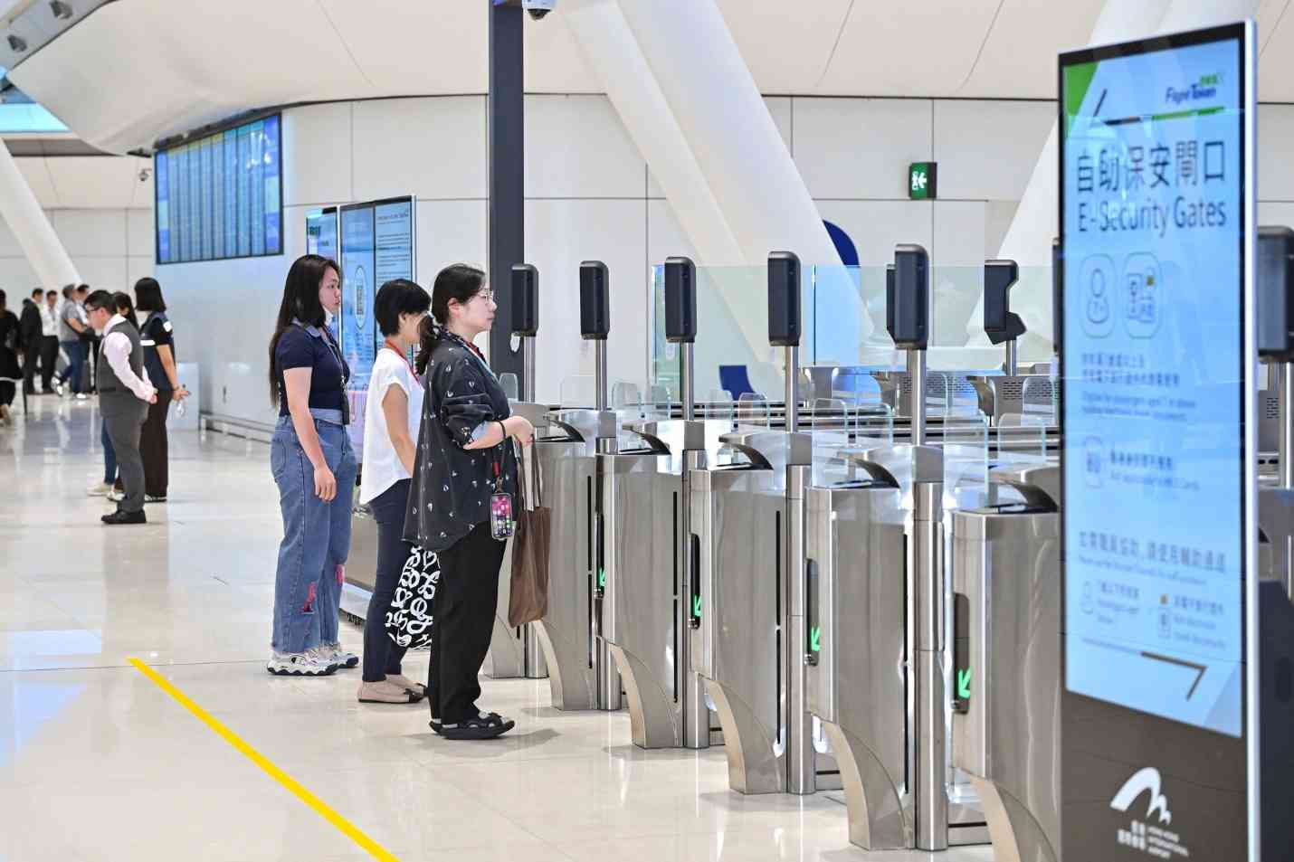 機場二號客運大樓5.27啟用︱公共交通及停車場指南＋最新自助登記區＋T2登機出發攻略