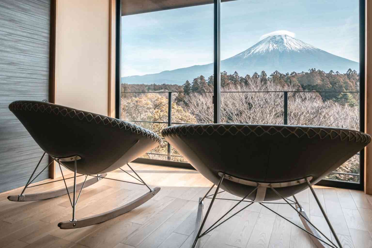 富士山放題！$4,860起包起獨立屋：絕景風呂＋室內圍爐裏BBQ＋2025年9月新開業！最平人均$770