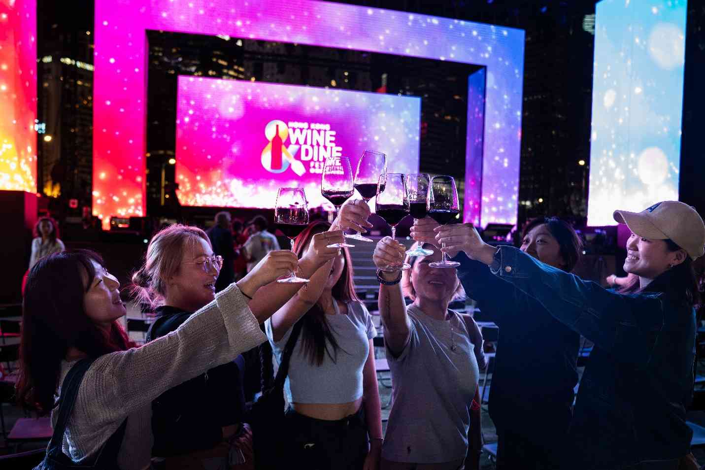 香港美酒佳餚巡禮2026︱10.29開鑼六大攻略︰網上購票免入場費＋周五周六開放至凌晨1時＋星級食預告