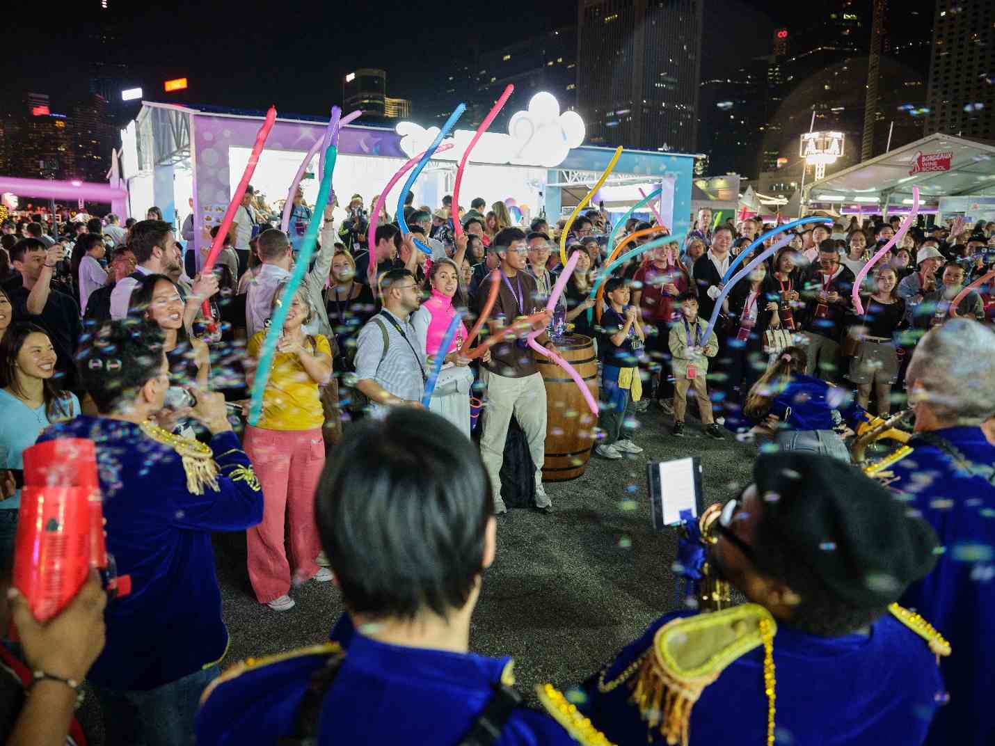 香港美酒佳餚巡禮2026︱10.29開鑼六大攻略︰網上購票免入場費＋周五周六開放至凌晨1時＋星級食預告