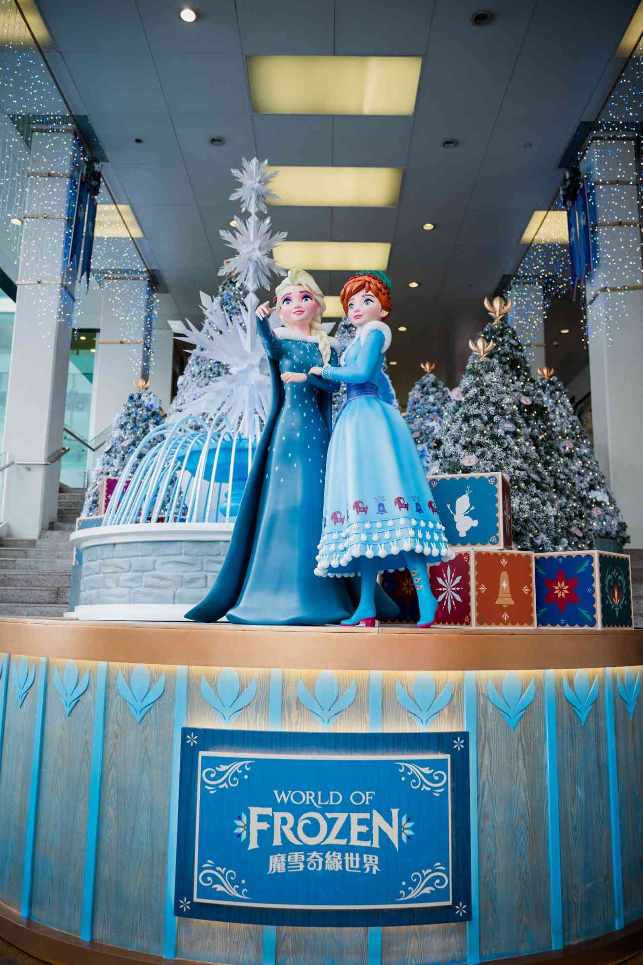 聖誕好去處2025︱海港城迪士尼9 米高奇妙聖誕樹，米奇/Duffy 與好友/魔雪奇緣世界打卡位＋快閃店