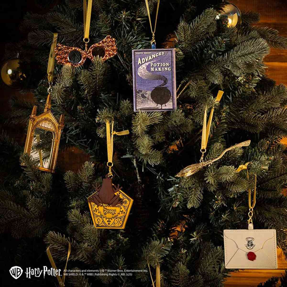 海港城Mahou Dokoro哈利波特主題快閃店︱主題聖誕樹掛飾＋保暖圍巾拖鞋＋限定商品