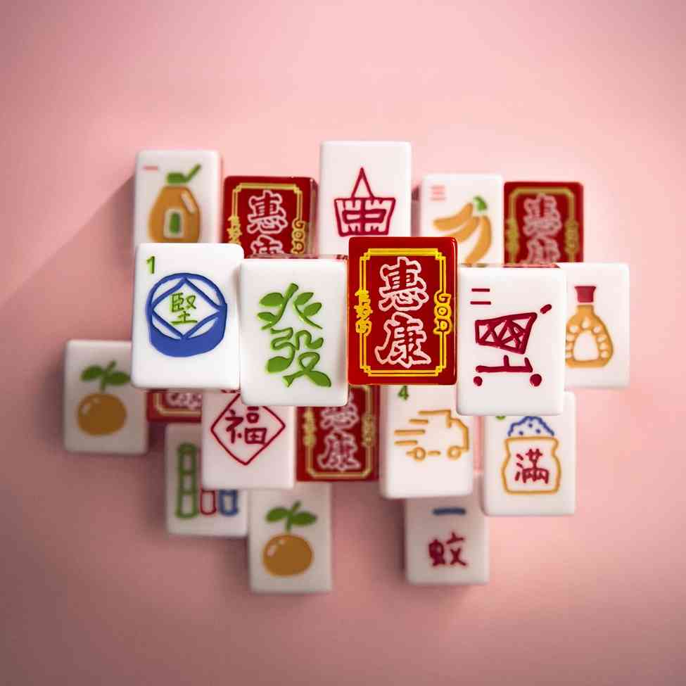 惠康聯乘「G.O.D. 住好啲」限量版水晶麻雀套裝＋APP預訂送貨服務＋新春開運遊戲套裝