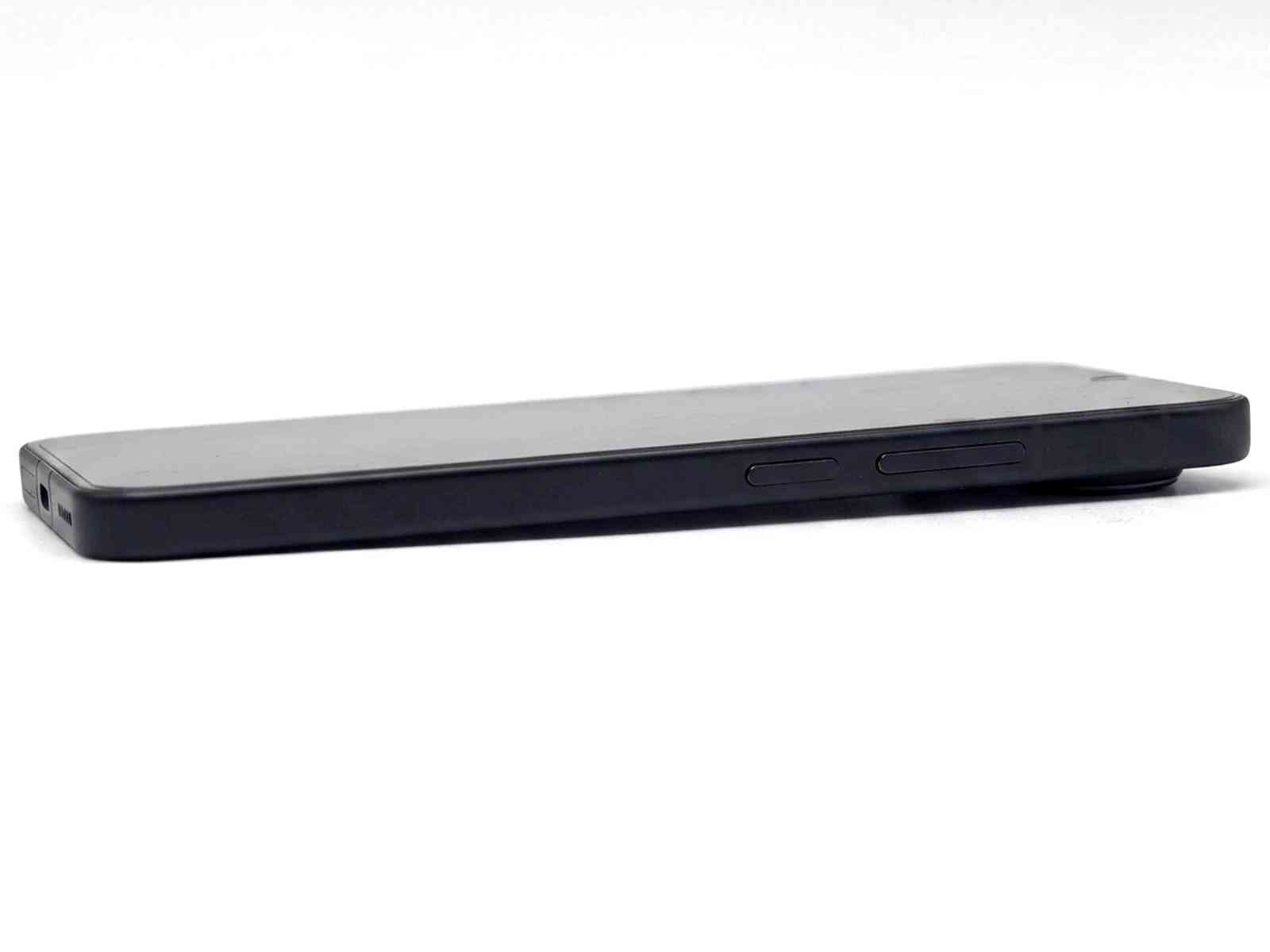 vivo X300 FE｜ 輕巧高效能，親民價$6,998入手蔡司影像演唱會神器