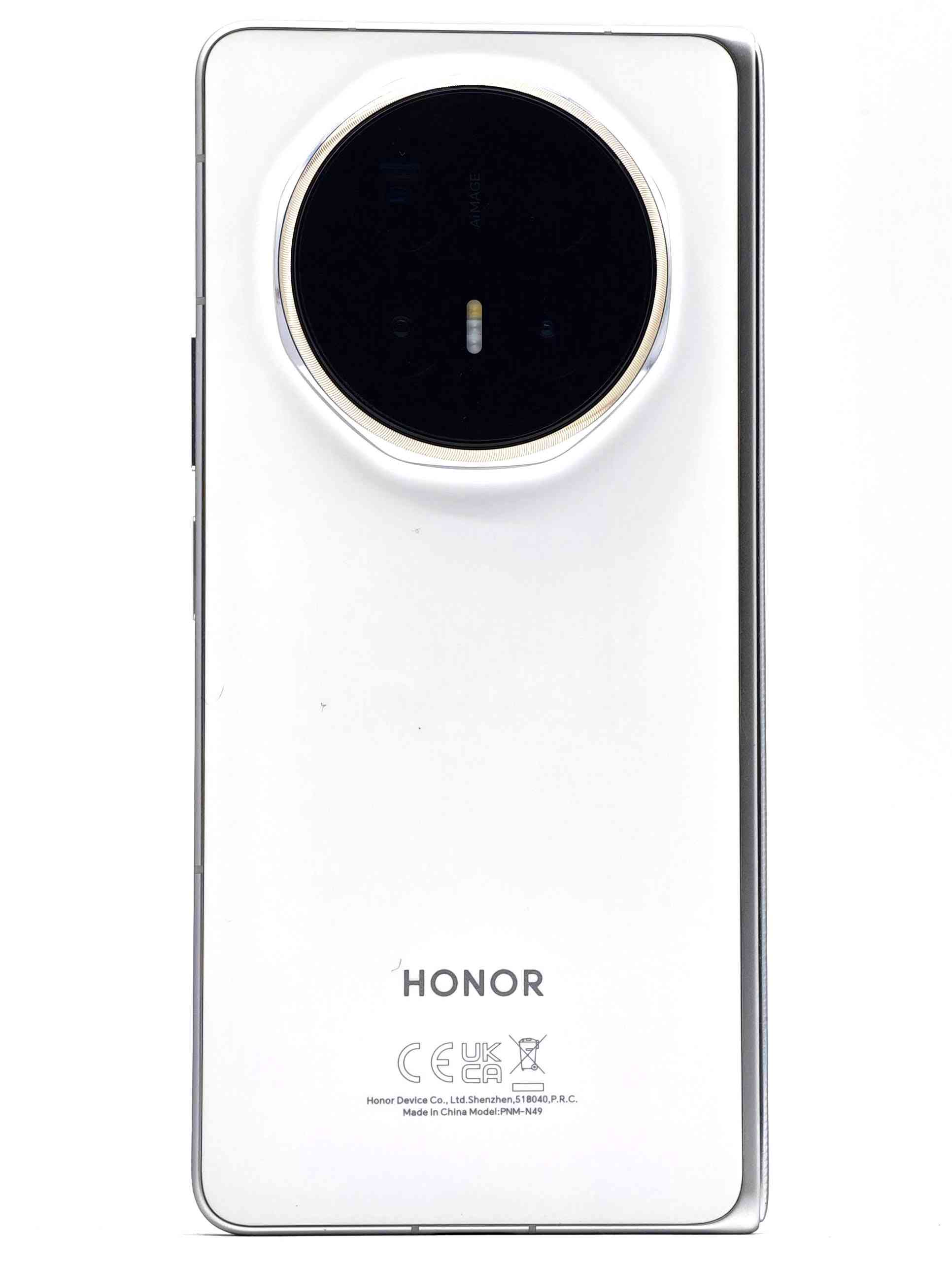 Honor Magic V6︱全能大熒幕輕薄摺機＋機身更耐用堅固＋優化AI體驗