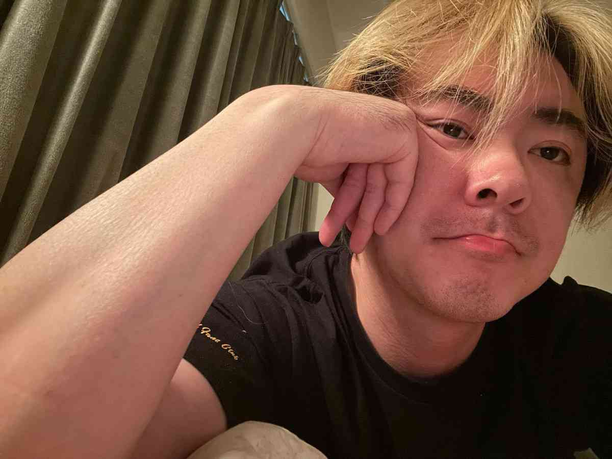 明星健康｜38歲英皇男歌手自爆長期食安眠藥　致神志不清做出「解釋不到的事」