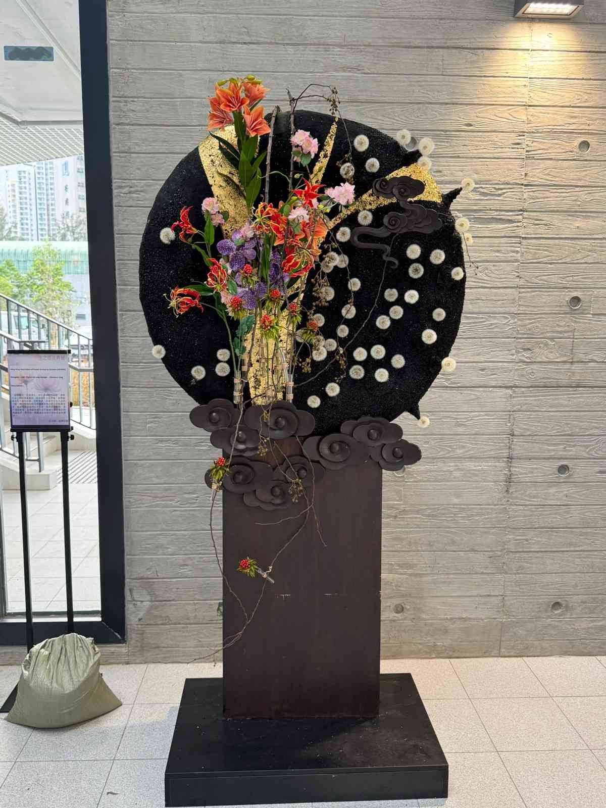 個人化創意花藝,療癒離別之痛 殯葬花選須知 個人化創意花藝,療癒離別之痛 殯葬花選須知