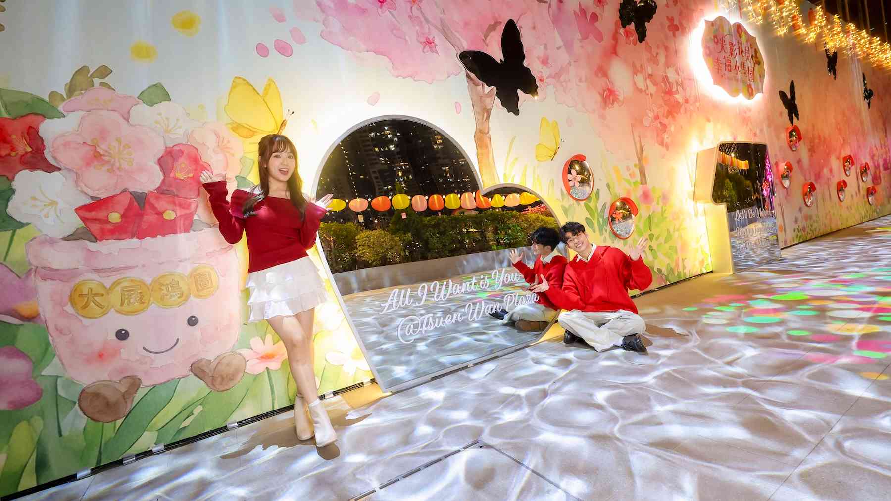 20米長花好月圓打卡牆